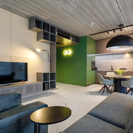 Apartament Lai 15a 2018 And 4018 Parnawa